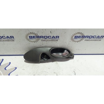 MANETA INTERIOR TRASERA DERECHA A1687600661 