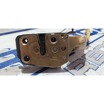Recambio de cerradura puerta trasera derecha para kia sorento 2.5 crdi referencia OEM IAM 814203E010  