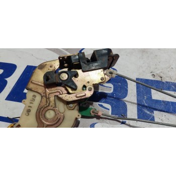 Recambio de cerradura puerta trasera derecha para kia sorento 2.5 crdi referencia OEM IAM 814203E010  