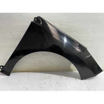 ALETA DELANTERA DERECHA 7841Y1 