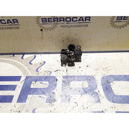 Recambio de cerradura capo para mercedes-benz clase c (w203) berlina 2.2 cdi cat referencia OEM IAM A2038800060  