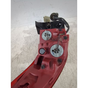 Recambio de piloto trasero derecho para kia stonic (yb) 1.0 t-gdi referencia OEM IAM 92402H8400  