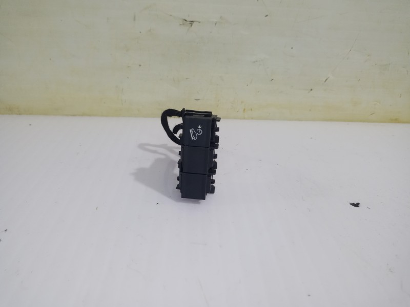 Recambio de interruptor para jeep avenger altitude referencia OEM IAM 98487572ZD  