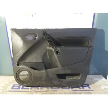 Recambio de guarnecido puerta delantera derecha para renault kangoo 1.5 dci diesel fap referencia OEM IAM 8200618589  