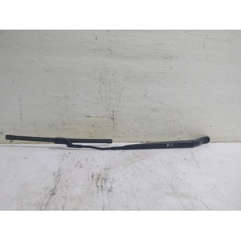 Recambio de brazo limpia delantero derecho para opel corsa f edition referencia OEM IAM 9822931880  