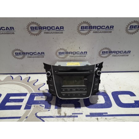 Recambio de sistema audio / radio cd para hyundai i30 referencia OEM IAM AC110A6EE  