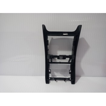 Recambio de moldura para skoda yeti active referencia OEM IAM 1Z0857289B  