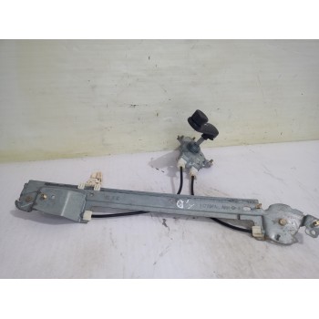 Recambio de elevalunas trasero derecho para renault scenic ii authentique referencia OEM IAM 8200636810  
