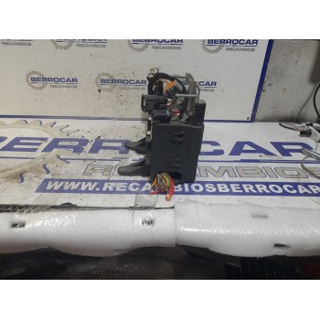 Recambio de caja reles / fusibles para jaguar xe 2.0 diesel cat referencia OEM IAM GX7314C445AB  