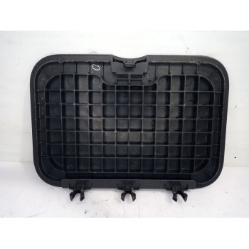 Recambio de moldura derecha para renault scenic iii bose edition referencia OEM IAM 749850001R  