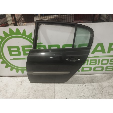 Recambio de puerta trasera izquierda para renault megane ii classic berlina 1.5 dci diesel referencia OEM IAM 7751475033  