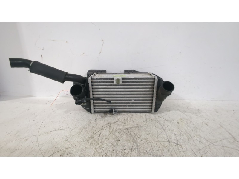 Recambio de intercooler para kia stonic (yb) 1.0 t-gdi referencia OEM IAM 2827004610  