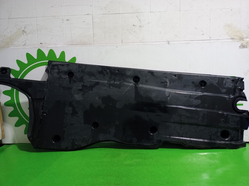 Recambio de cubrecarter para volkswagen t-roc (d11) basis referencia OEM IAM 5Q0825202AP  