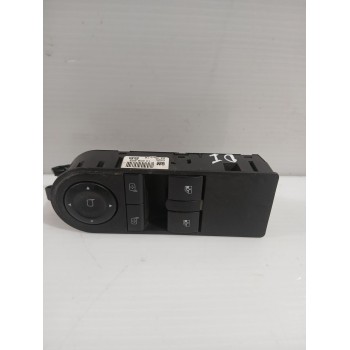 Recambio de mando elevalunas delantero izquierdo para opel astra h (a04) 1.7 cdti (l48) referencia OEM IAM 13228879  
