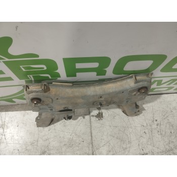 Recambio de puente delantero para renault megane ii classic berlina 1.5 dci diesel referencia OEM IAM 8200742904  