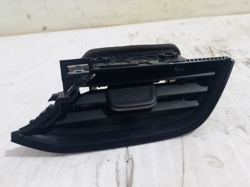 Recambio de rejilla aireadora para opel corsa f edition referencia OEM IAM 98296386XU  