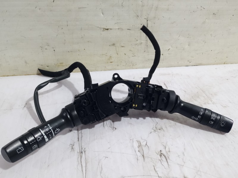 Recambio de mando multifuncion para hyundai ix35 (lm, el, elh) 2.0 crdi 4wd referencia OEM IAM 3753MA2210  