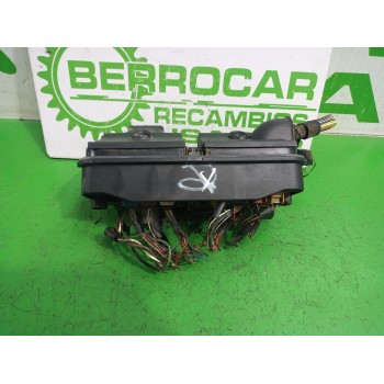 Recambio de caja reles / fusibles para seat ibiza (6l1) 1.9 sdi referencia OEM IAM 6Q0937403B  