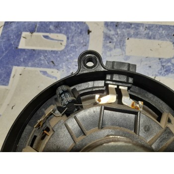 Recambio de altavoz para mercedes-benz clase c (w203) berlina 2.2 cdi cat referencia OEM IAM A2038200102  