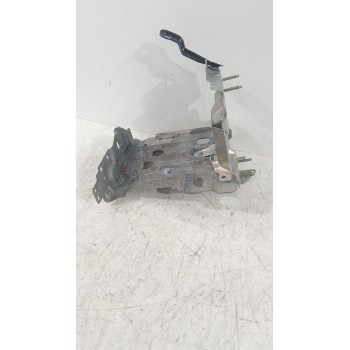 Recambio de soporte bateria para nissan qashqai ii (j11, j11_) 1.5 dci referencia OEM IAM 227203  