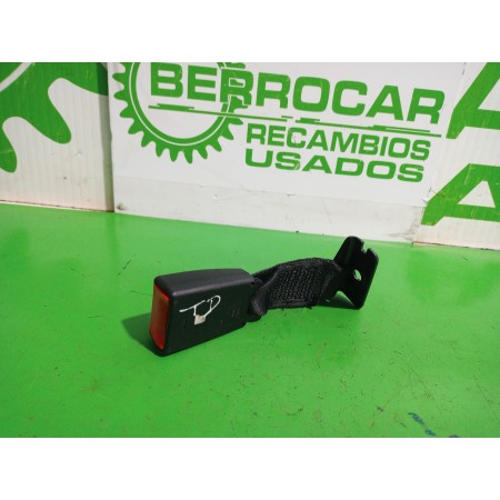 Recambio de enganche cinturon trasero derecho para fiat bravo (198) 1.9 dynamic multijet referencia OEM IAM 735440826  