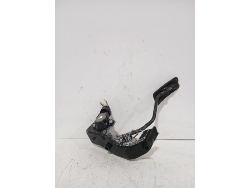 Recambio de pedal acelerador para toyota avensis sedán (_t25_) 2.0 d-4d (adt250_) referencia OEM IAM 7812005220  