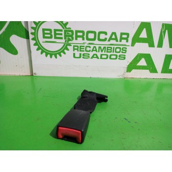 Recambio de enganche cinturon trasero derecho para fiat bravo (198) 1.9 dynamic multijet referencia OEM IAM 735440826  