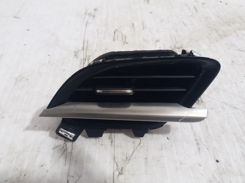 Recambio de rejilla aireadora para opel corsa f edition referencia OEM IAM 98296383DX  
