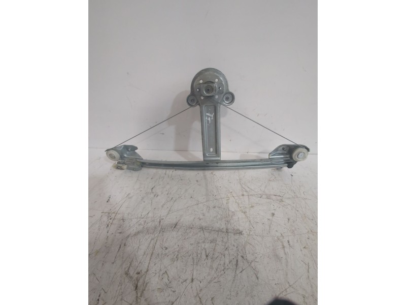 Recambio de elevalunas trasero izquierdo para opel astra h (a04) 1.7 cdti (l48) referencia OEM IAM 13100420  