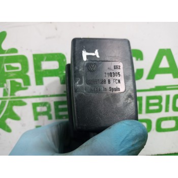 Recambio de enganche cinturon trasero central para seat ibiza (6l1) 1.9 sdi referencia OEM IAM 6Q0857488B  
