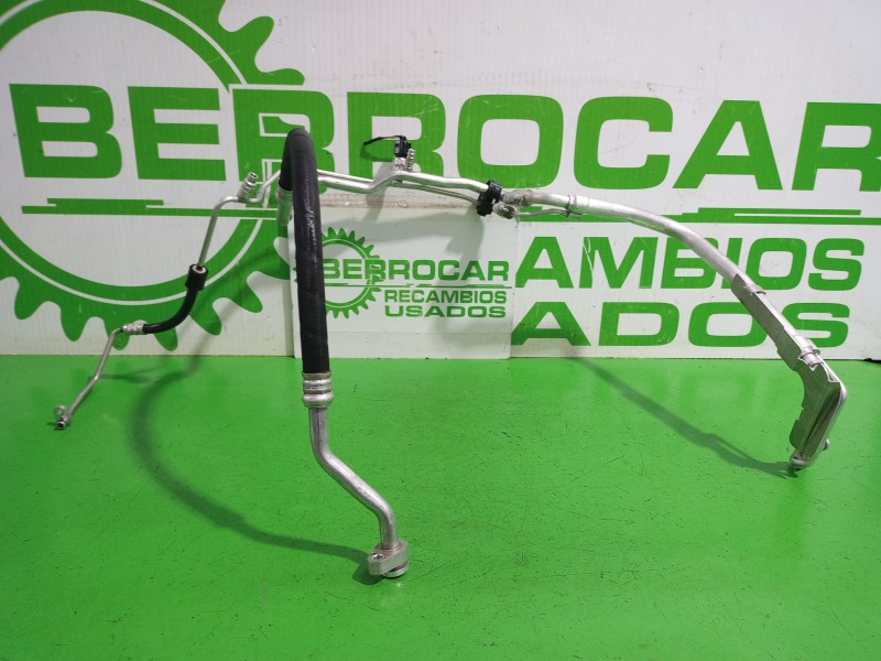 Recambio de tubos aire acondicionado para volkswagen t-roc (d11) basis referencia OEM IAM 5Q0816741B / 5WA816743A  
