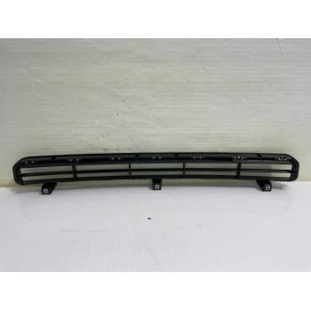 Recambio de rejilla para jeep avenger altitude referencia OEM IAM 735768117  