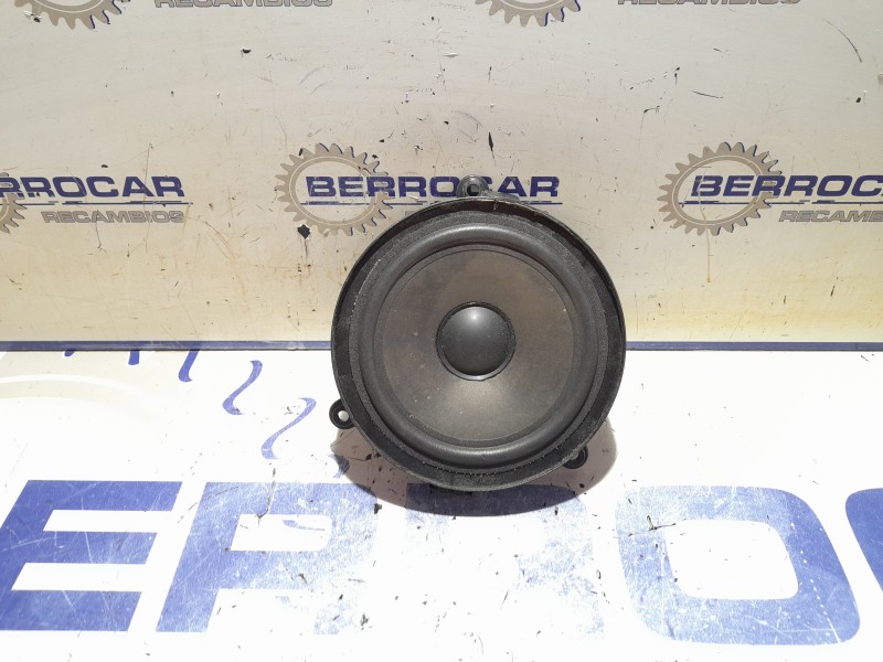 Recambio de altavoz para mercedes-benz clase c (w203) berlina 2.2 cdi cat referencia OEM IAM A2038201102  