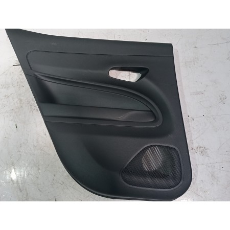 Recambio de guarnecido puerta trasera izquierda para jeep avenger altitude referencia OEM IAM 2976319X  