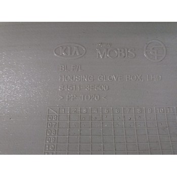 Recambio de guantera para kia sorento 2.5 crdi referencia OEM IAM 845113E500  