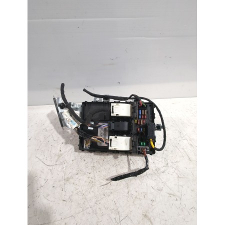 Recambio de caja reles / fusibles para ford puma (j2k, cf7) 1.0 ecoboost referencia OEM IAM LU5T15604BJD  