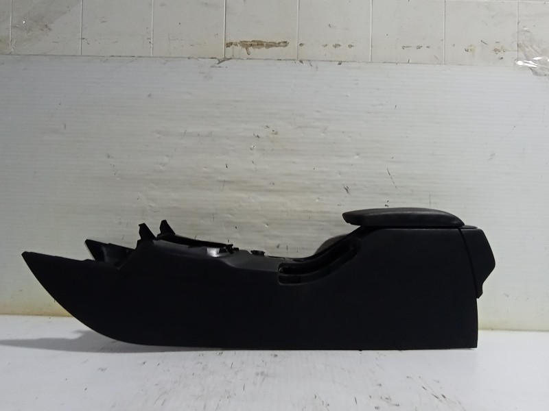 Recambio de consola central para peugeot 308 sw envy referencia OEM IAM 9660529477  