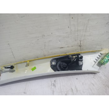 Recambio de moldura izquierda para opel corsa f edition referencia OEM IAM 39196896  