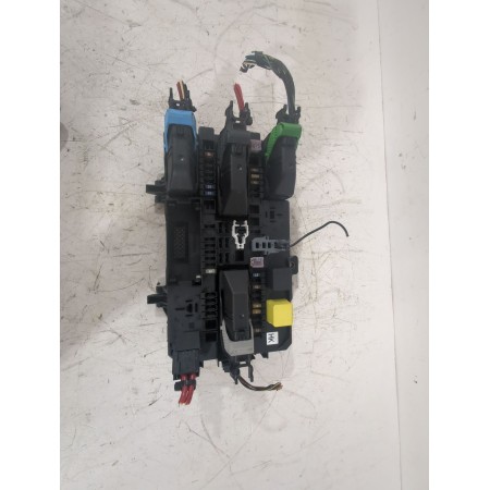 Recambio de caja reles / fusibles para opel astra h (a04) 1.7 cdti (l48) referencia OEM IAM 13208748  