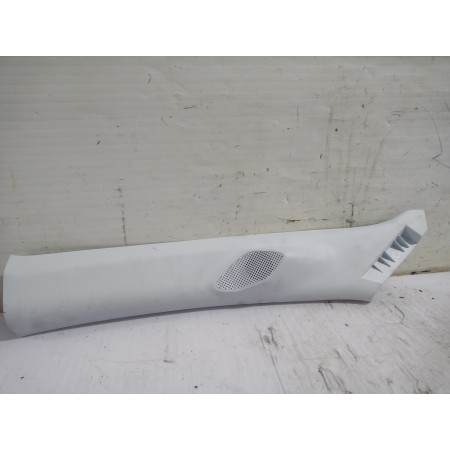 Recambio de moldura derecha para opel corsa f edition referencia OEM IAM 39196897  