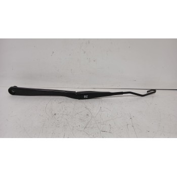 Recambio de brazo limpia delantero izquierdo para nissan juke (f15) 1.5 dci referencia OEM IAM 28886BA61A  