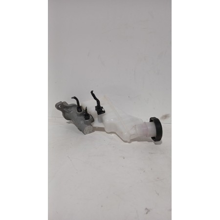 Recambio de bomba freno para kia stonic (yb) 1.0 t-gdi referencia OEM IAM 58510H8210  