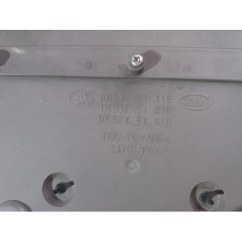 Recambio de luz interior para kia sorento 2.5 crdi referencia OEM IAM 0K53E51410  