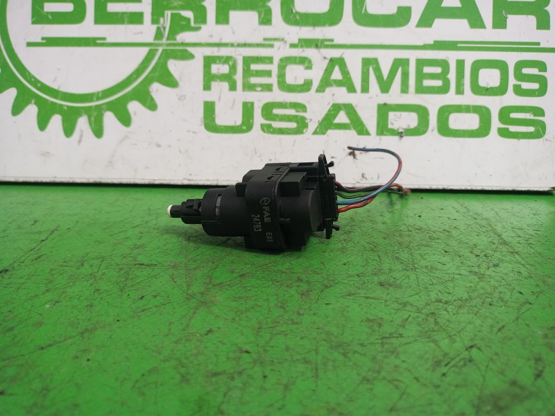 Recambio de interruptor para seat ibiza (6l1) 1.9 sdi referencia OEM IAM 1C0945511A  