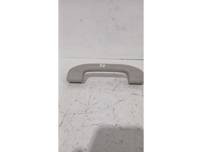 Recambio de asidero techo delantero derecho para nissan juke (f15) 1.5 dci referencia OEM IAM 739401KL0B  