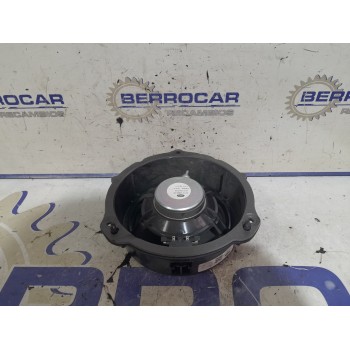 Recambio de altavoz para jaguar xe 2.0 diesel cat referencia OEM IAM GX7318808DB  