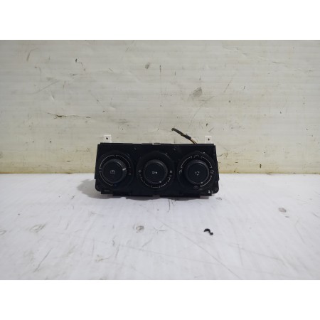 Recambio de mando climatizador para peugeot 308 sw envy referencia OEM IAM 69947013  