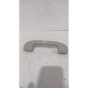 Recambio de asidero techo trasero derecho para nissan juke (f15) 1.5 dci referencia OEM IAM 739401KL0B  