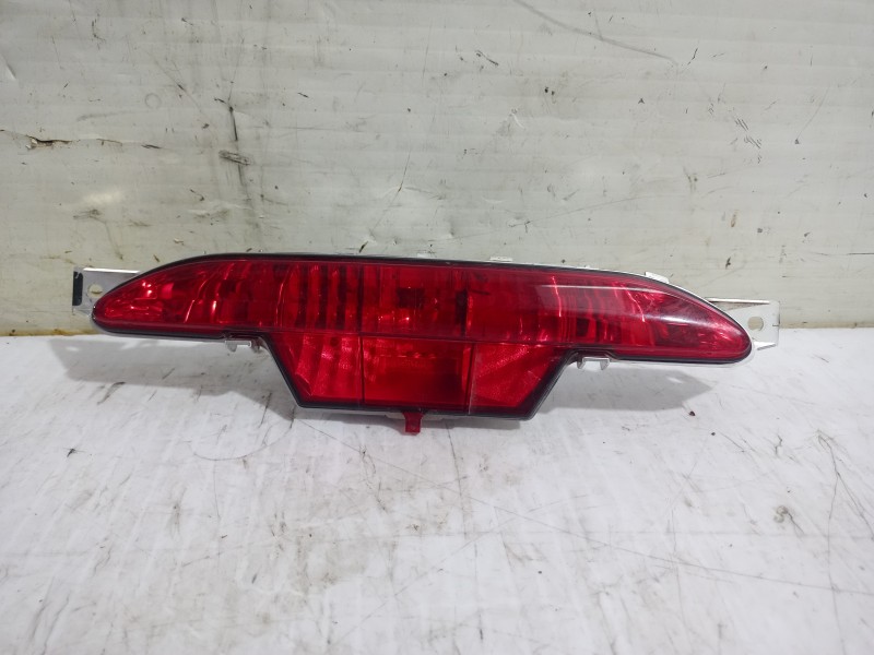 Recambio de piloto trasero central para opel corsa f edition referencia OEM IAM 9674308980  