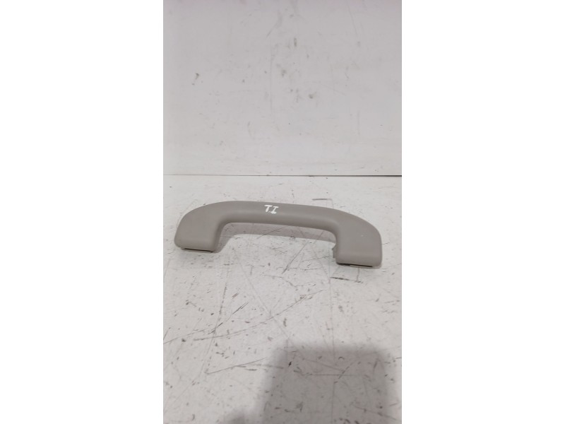 Recambio de asidero techo trasero izquierdo para nissan juke (f15) 1.5 dci referencia OEM IAM 739401KL0B  